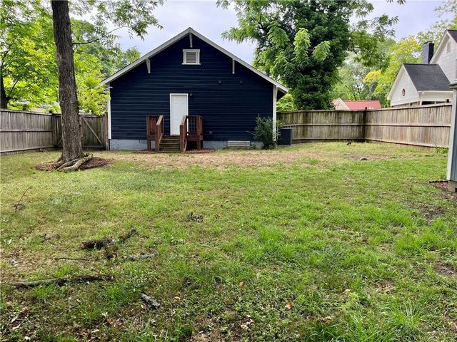 221 Bellview Street, Winder, GA 30680