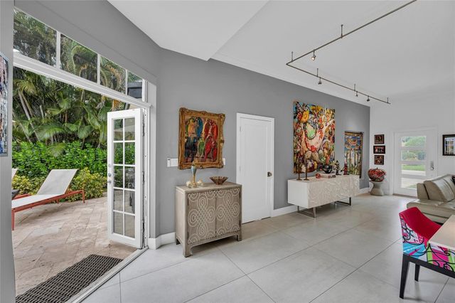 1722 NE 27th Drive, Wilton Manors, FL 33334