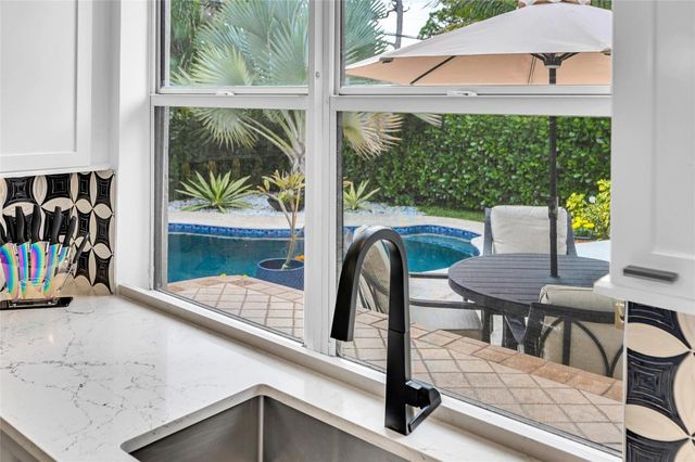 1722 NE 27th Drive, Wilton Manors, FL 33334