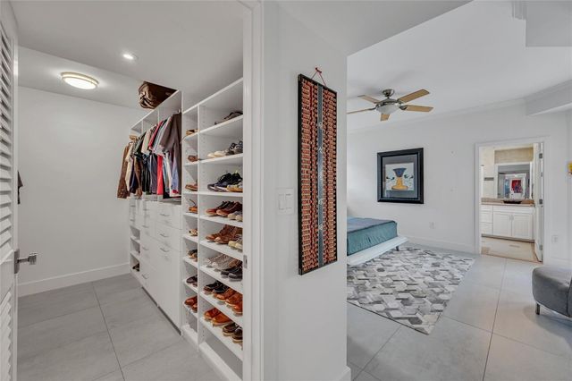 1722 NE 27th Drive, Wilton Manors, FL 33334