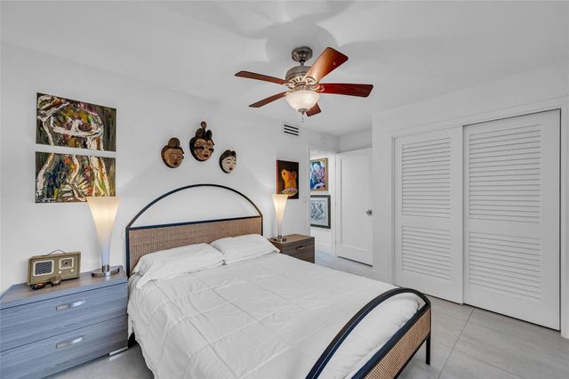 1722 NE 27th Drive, Wilton Manors, FL 33334