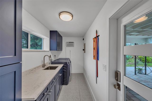 1722 NE 27th Drive, Wilton Manors, FL 33334