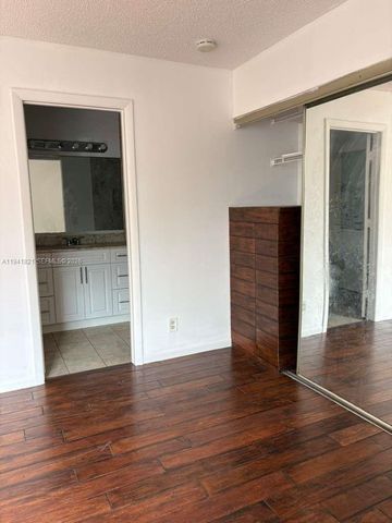 17 Crossings Cir F, Boynton Beach, FL 33435