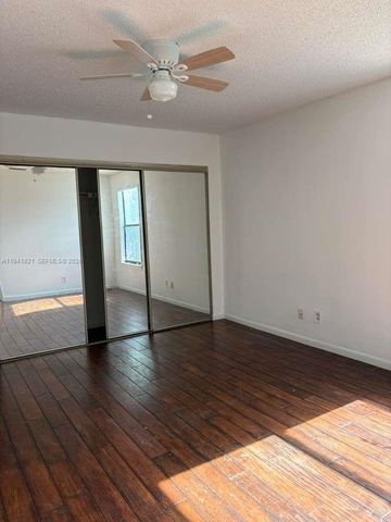 17 Crossings Cir F, Boynton Beach, FL 33435