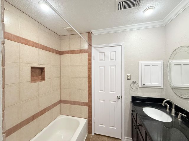 16103 Camino Del Sol Drive, Houston, TX 77083