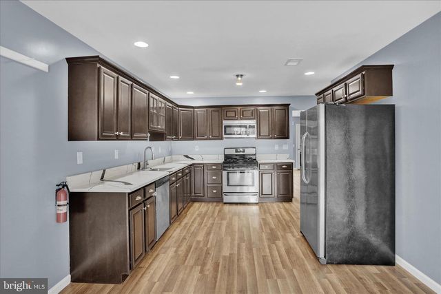 1510 GLASGOW ST, Pottstown, PA 19464