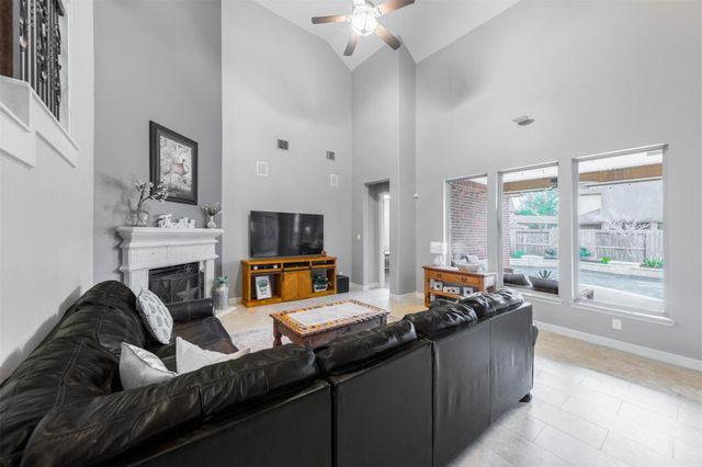 5518 Cedar Elm Lane, Fulshear, TX 77441