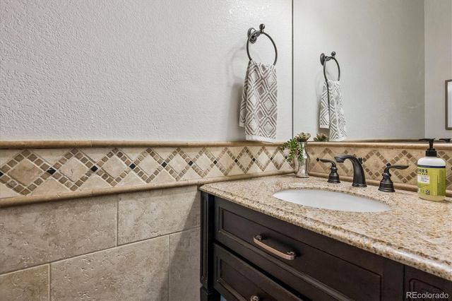 9603 E Caley Circle, Englewood, CO 80111