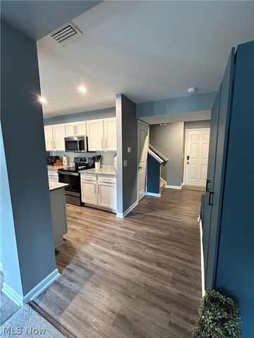 756 Hazelwood Drive, Vermilion, OH 44089