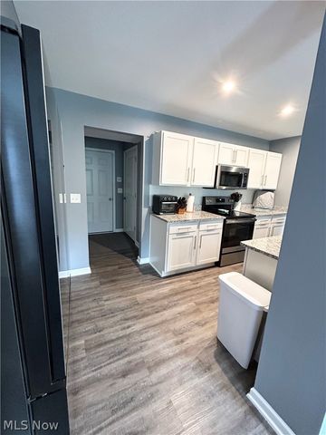 756 Hazelwood Drive, Vermilion, OH 44089