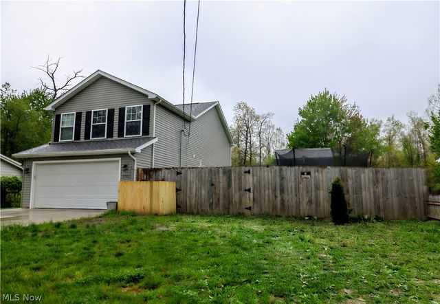 756 Hazelwood Drive, Vermilion, OH 44089