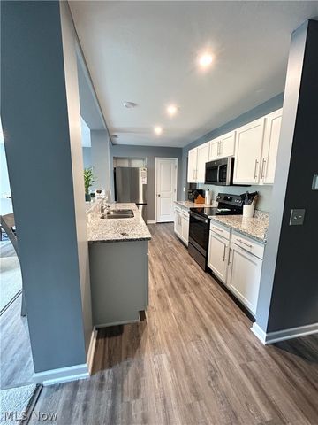 756 Hazelwood Drive, Vermilion, OH 44089
