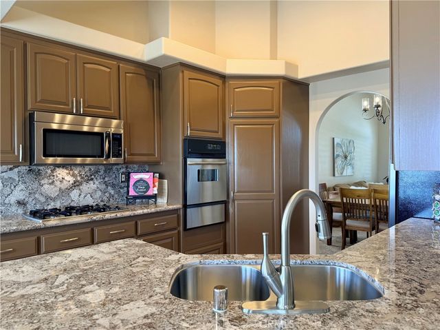 8535 Alta Mesa Road, Hesperia, CA 92344