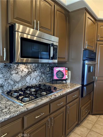 8535 Alta Mesa Road, Hesperia, CA 92344