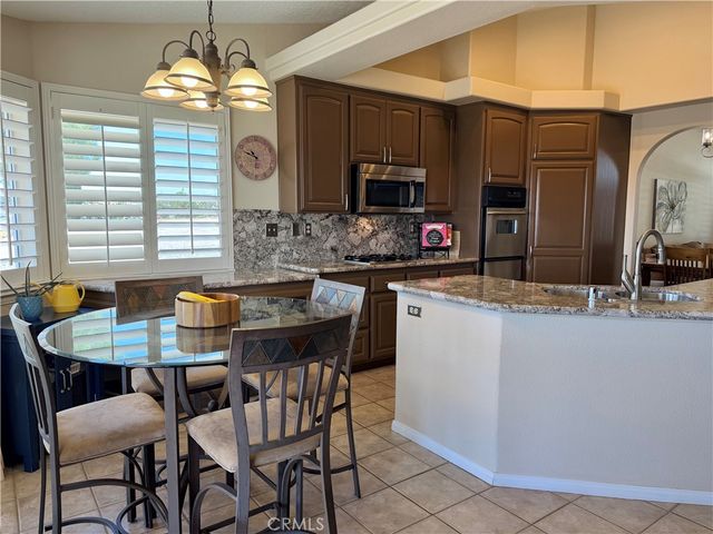 8535 Alta Mesa Road, Hesperia, CA 92344