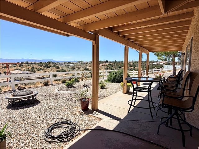 8535 Alta Mesa Road, Hesperia, CA 92344