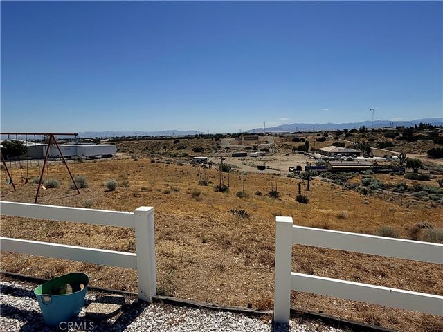 8535 Alta Mesa Road, Hesperia, CA 92344