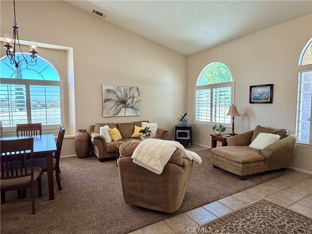 8535 Alta Mesa Road, Hesperia, CA 92344