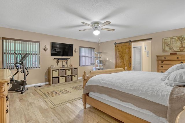 8581 SW 17TH Avenue, Stuart, FL 34997