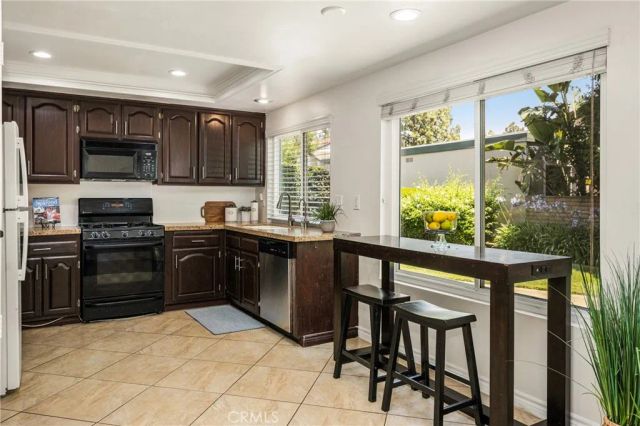306 Los Padres Lane, Placentia, CA 92870
