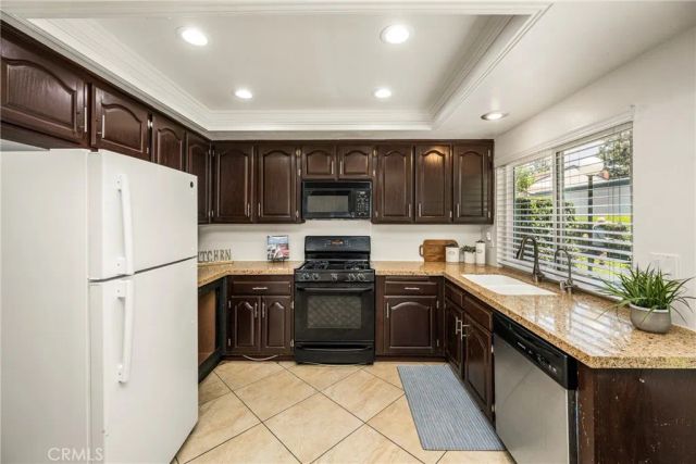 306 Los Padres Lane, Placentia, CA 92870