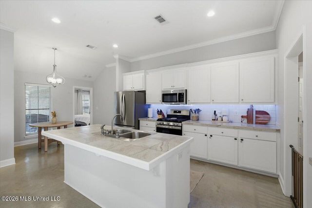 1402 Victoria Lane, Brandon, MS 39042