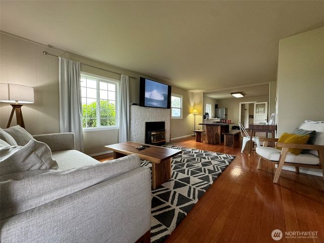 203 W Ocean Ave, Westport, WA 98595