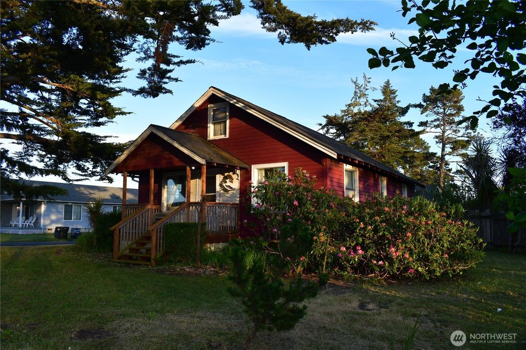 203 W Ocean Ave, Westport, WA 98595