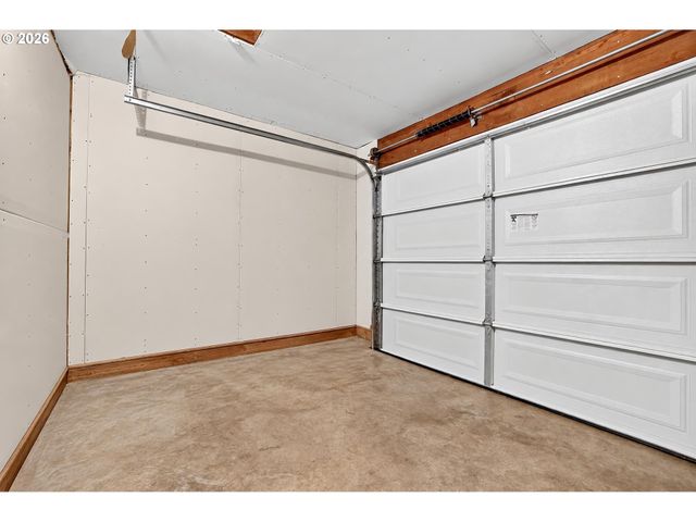 433 E 7TH St, Lafayette, OR 97127