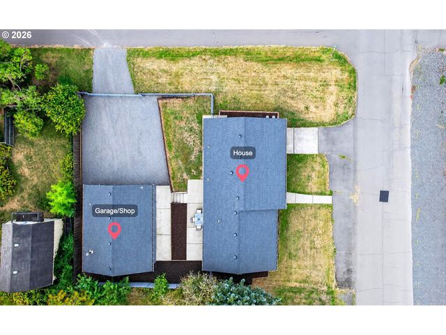 433 E 7TH St, Lafayette, OR 97127