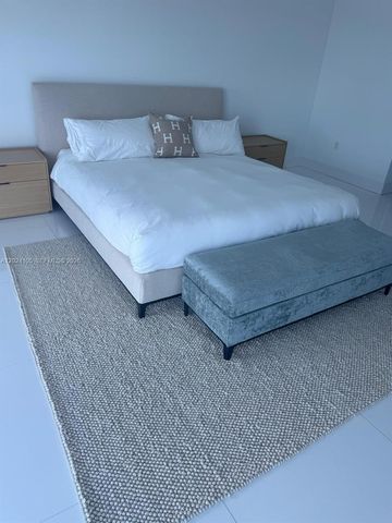 17301 Biscayne Blvd 2305, North Miami Beach, FL 33160