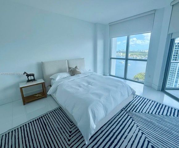 17301 Biscayne Blvd 2305, North Miami Beach, FL 33160