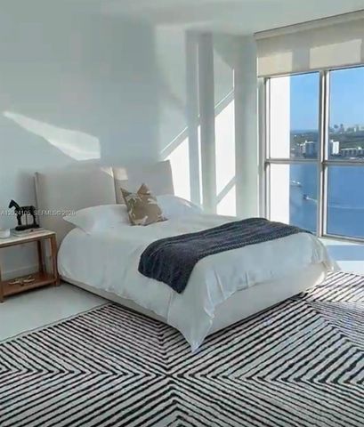 17301 Biscayne Blvd 2305, North Miami Beach, FL 33160