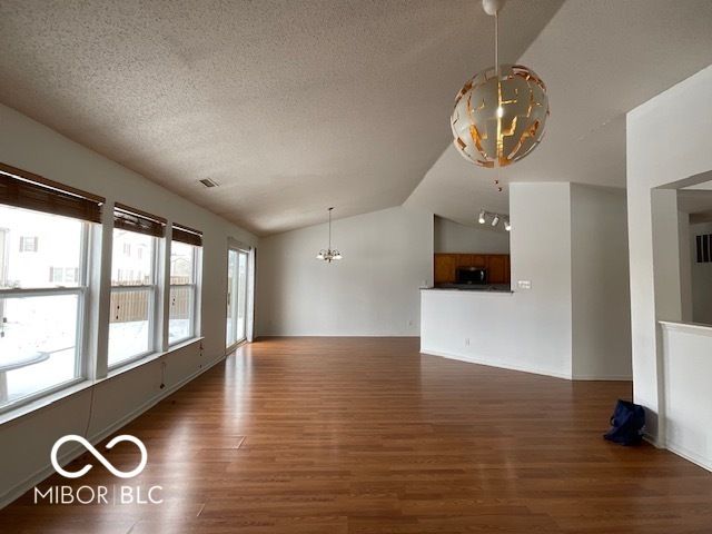 10056 Clear Creek Circle, Indianapolis, IN 46234