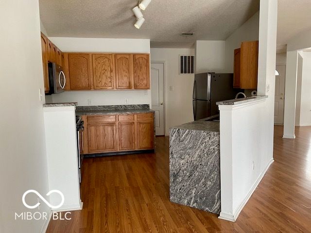 10056 Clear Creek Circle, Indianapolis, IN 46234