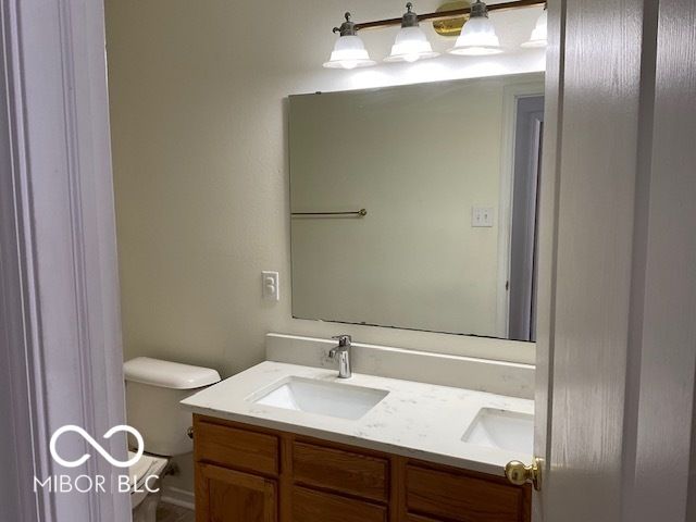 10056 Clear Creek Circle, Indianapolis, IN 46234