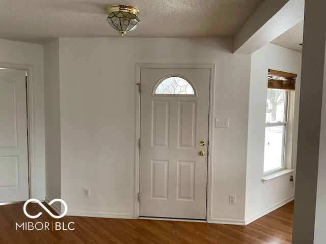 10056 Clear Creek Circle, Indianapolis, IN 46234