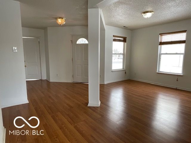 10056 Clear Creek Circle, Indianapolis, IN 46234