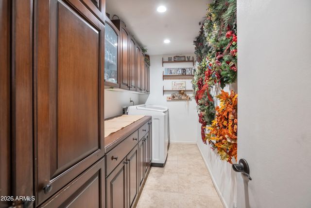 521 W WAKONDA Lane, Phoenix, AZ 85023