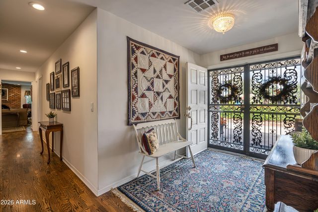 521 W WAKONDA Lane, Phoenix, AZ 85023