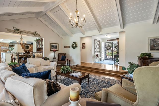 521 W WAKONDA Lane, Phoenix, AZ 85023