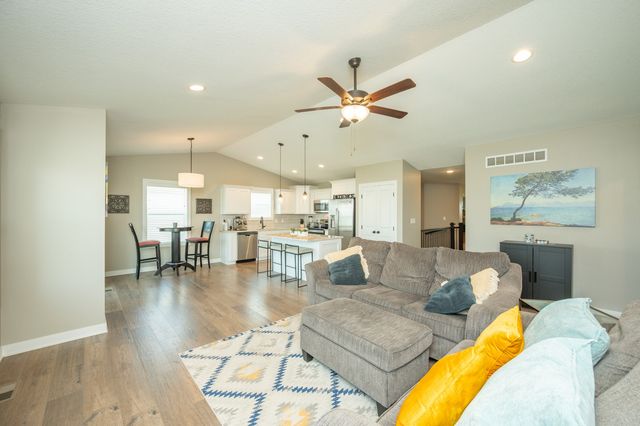 614 Alpha Street NW, Bondurant, IA 50035