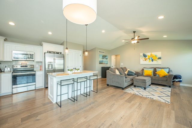 614 Alpha Street NW, Bondurant, IA 50035