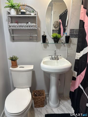 55 New Hanover Avenue, Meriden, CT 06451