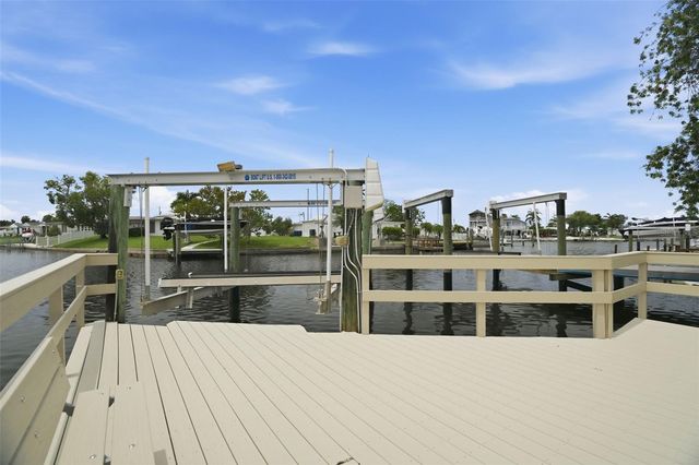 4436 FLORAMAR TERRACE, New Port Richey, FL 34652