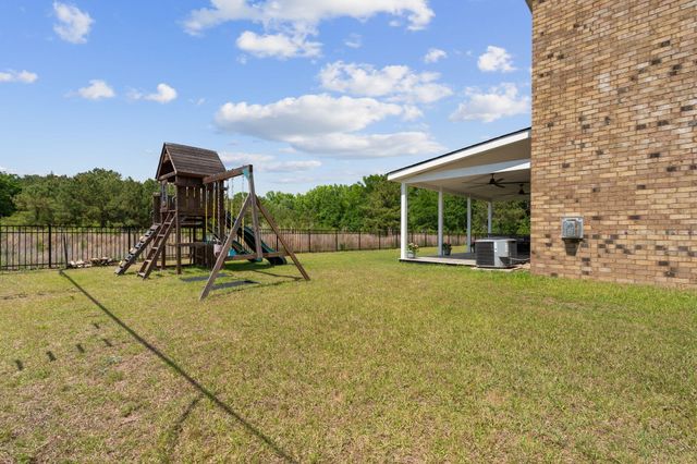 2065 Canadiangeese Drive, Sumter, SC 29153