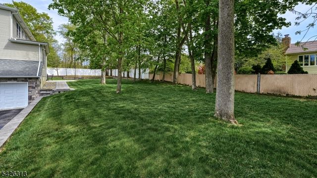 14 De Hart Ct, Wayne Twp., NJ 07470