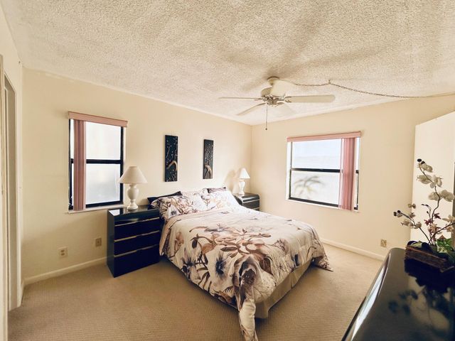 7214 Golf Colony Court 101, Lake Worth, FL 33467