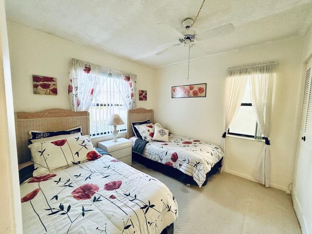 7214 Golf Colony Court 101, Lake Worth, FL 33467