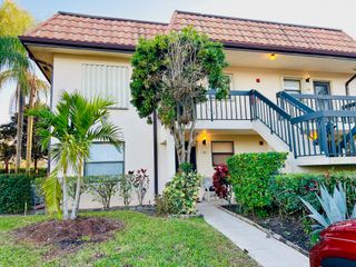 7214 Golf Colony Court 101, Lake Worth, FL 33467
